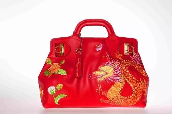 皮革刺繡會帶來怎么的效果？